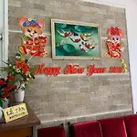 Khách Sạn Đình Đình